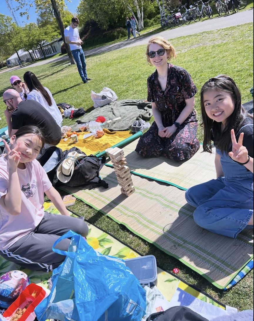公園で娘たちとピクニック